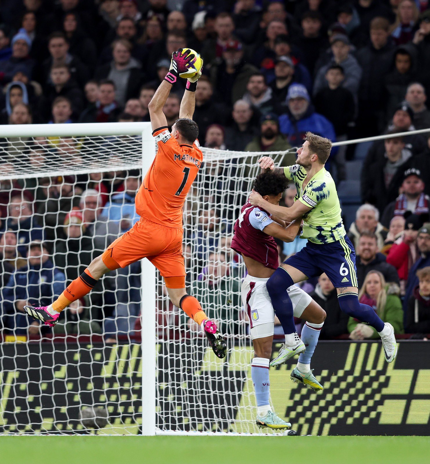 Highlights: Aston Villa 2-1 Leeds United